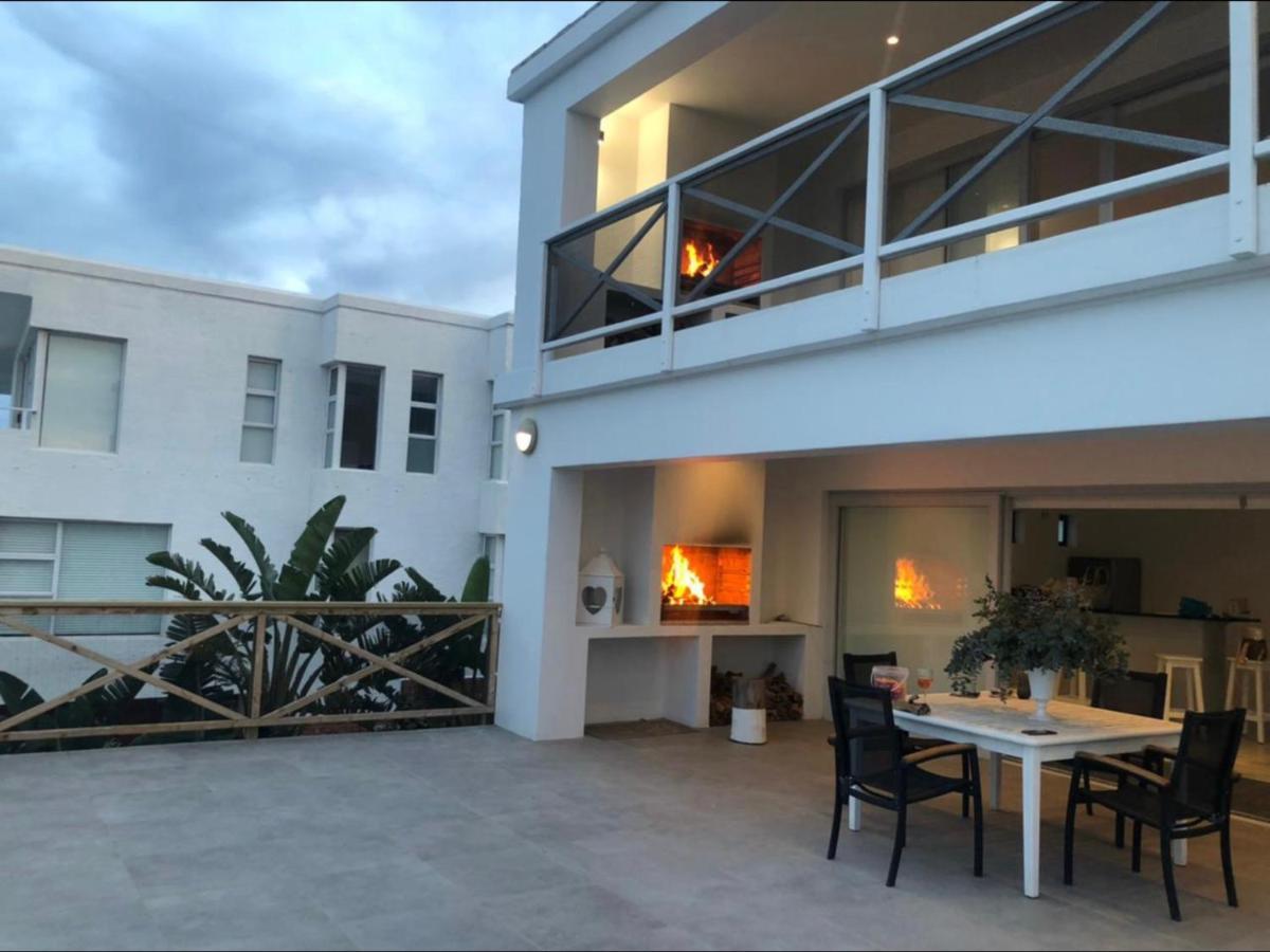 Appartamento Surfstar At Mimosa Jeffreys Bay Esterno foto